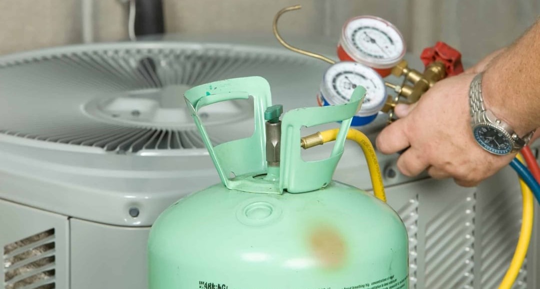 air conditioning refrigerant leak